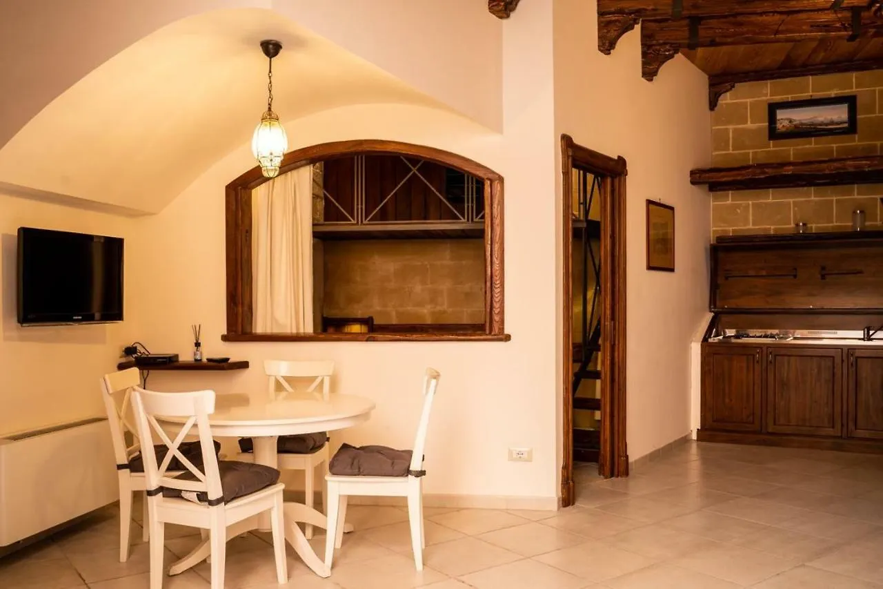 Suite Piazza Del Gesu By Domusextra Naples Apartment