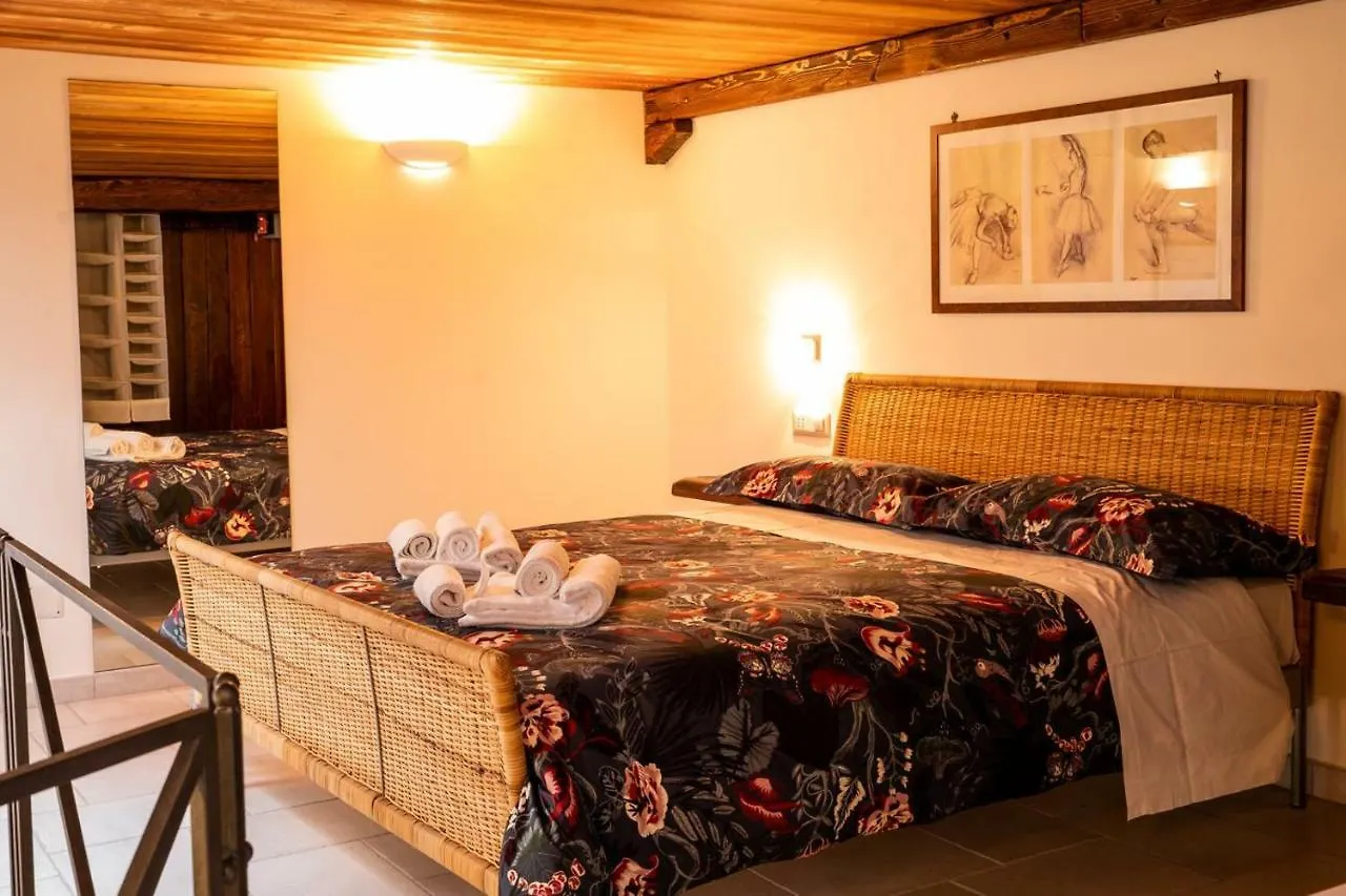 Apartment Suite Piazza Del Gesu By Domusextra Neapel